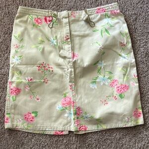 Tan Cream Knee-Length Pencil Skirt for Casual Outings